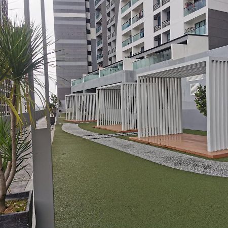 Apple 5 @ Menara Simfoni/Symphony Tower Free Wifi/Parking/Tv Box/Nexflix Apartment Cheras Bagian luar foto
