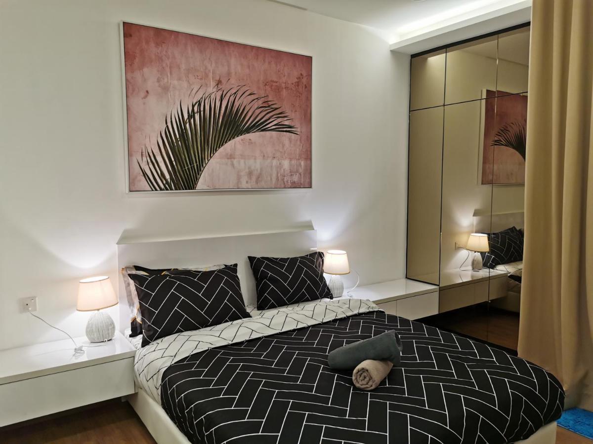 Apple 5 @ Menara Simfoni/Symphony Tower Free Wifi/Parking/Tv Box/Nexflix Apartment Cheras Bagian luar foto