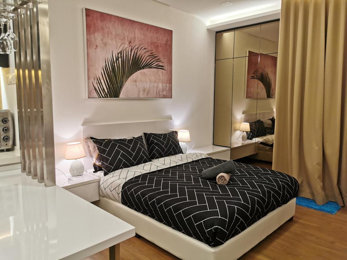 Apple 5 @ Menara Simfoni/Symphony Tower Free Wifi/Parking/Tv Box/Nexflix Apartment Cheras Bagian luar foto